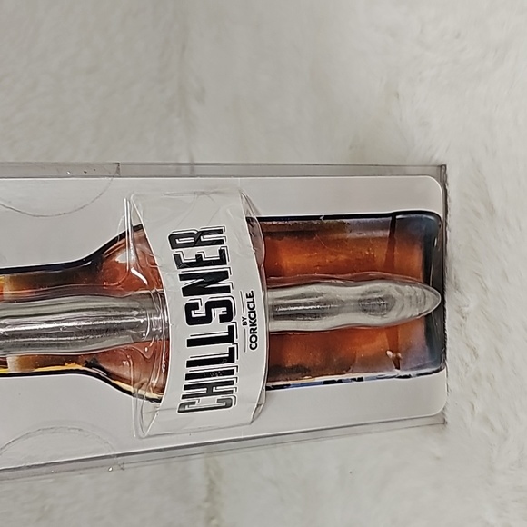 Corkcicle Chillsner Beer Chiller, Silver, 1-Pack - Picture 6 of 7